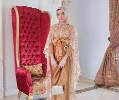Contoh Baju Gamis Batik Kombinasi Brokat Model Gamis Batik Kombinasi Untuk Kondangan Salim Soraya Download 52 Model Gamis Model Kebaya Batik Fashion Batik