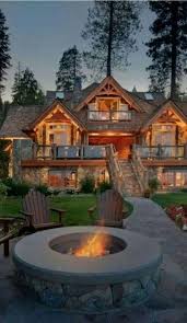 Nice Large Log Cabin Home This Is Gorgeous Looks Like A Great Place To Be This Weekend Rusticliving My Dream Home Beautiful Homes Mansions