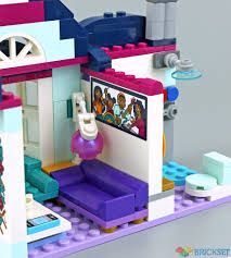 Casa lego lego minifigure display lego creator sets micro lego lego system lego mecha lego modular lego room lego storage. Review 41449 Andrea S Family House Brickset Lego Set Guide And Database