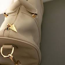 Janna Jones On Instagram Beautyinthedetail Como Overnight Duffle Bag In Cream Nappa Leather Luxuryleathergoods Jannaj Leather Nappa Leather Leathergoods