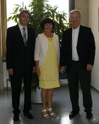 Ebenso sind wir ansprechpartnerin für menschen aus dem ausland, die in deutschland leben und arbeiten wollen. Peter Clever Zu Besuch In Passau Waidler Com