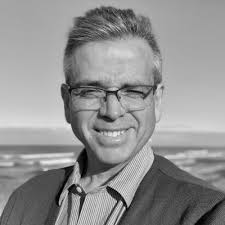 Kurt Navratil's Instagram, Twitter & Facebook