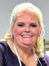 Kerry Oakes's Instagram, Twitter & Facebook