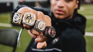 IN PHOTOS: Georgia Bulldogs show off bejeweled championship rings for  Stetson Bennett, Jalen Carter and co.