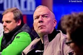 Event #14: €10,350 MAIN EVENT No-Limit Hold'em European Championship Day 3 