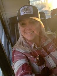 Melissa Callaway's Instagram, Twitter & Facebook