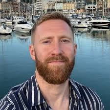 Fiona Newton (@FionaNewton77)