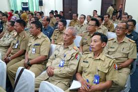 Perubahan atas surat edaran sekda kabupaten banyuwangi no 065/634/429.034/2020 tentang penyesuaian sistem kerja asn dalam upaya pencegahan penyebaran covid 19 di lingkungan pemkab banyuwangi. Kementerian Pendayagunaan Aparatur Negara Dan Reformasi Birokrasi Rapat Koordinasi Spbe Pemkab Bojonegoro