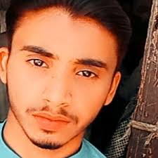 Danielle Khan (@daniellekhan163)