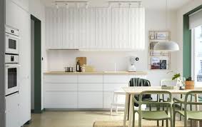 Cuisine Ouverte 15 Modeles De Cuisiniste Voxtorp Ikea Cuisine Ikea Facade Meuble Cuisine