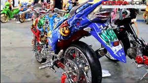 Check spelling or type a new query. Kontes Modifikasi Motor Revo Lama