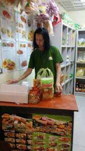 Mcdonald's is the first quick service restaurant to form an alliance with an oil company when it opened at mobil, seremban highway. Closed Tesco Vegetarian Food Store Bukit Mertajam Veg Store Happycow