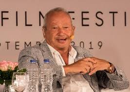 Sawiris is chairman of weather investments's parent company, and chairman and ceo of orascom telecom holding. Ù†Ø¬ÙŠØ¨ Ø³Ø§ÙˆÙŠØ±Ø³ ÙŠÙƒØ´Ù Ø£ÙØ¶Ù„ Ù…Ø³Ù„Ø³Ù„ ØªÙ„ÙØ²ÙŠÙˆÙ†ÙŠ ÙŠØ´Ø§Ù‡Ø¯Ù‡ ÙÙŠ Ø±Ù…Ø¶Ø§Ù† Rt Arabic