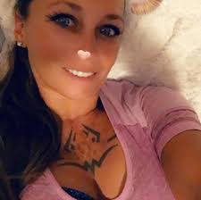 Faye Willoughby's Instagram, Twitter & Facebook