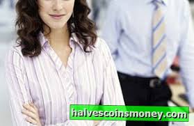 Masalah etika dalam organisasiterdapat banyak masalah yang melanda setiap pekerja terutamanya dalamorganisasi ataupun jabatan. Sebab Utama Masalah Etika Dalam Perniagaan 2021