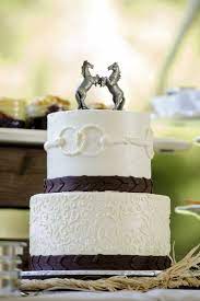 Wedding Photography In The Shenandoah Valley Northern Virginia And D C Wedding Cake Horse Wedding Cake Toppers Horse Wedding