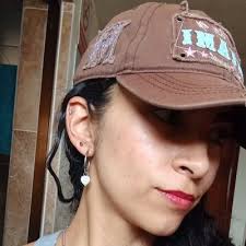 Gabriela Arroniz (@Gaby_Arroniz)