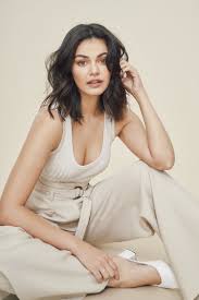 Her parents are actor ramon christopher gutierrez and actress lotlot de leon. Pin By Mae Frances Dsm On Accessories In 2020 Fashion Travel Outfit Short Hair Styles Hair Beauty