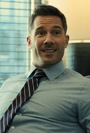 Luke Macfarlane