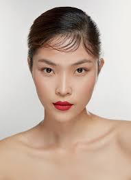 Điểm Danh Ngay 5 Bảng Màu Mắt Cho Nàng Mê Làm Đẹp Đầu Năm 2019