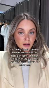 Achieve a Dewy Glow with Long-Lasting Cream Bronzer