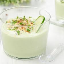 Soupe Glacee De Concombre Au Fromage Blanc En Verrine Recette Gaspacho Concombre Concombre Gaspacho