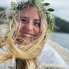 Aaron Hitchins (@aaronhitchins) • Instagram photos and videos