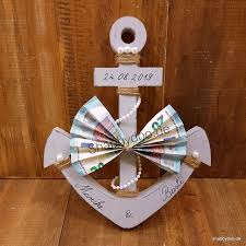 Die auffassungen darüber haben sich geändert, gut so. Hochzeit Maritim Geldgeschenk Anker Mit Namen Geschenkideen Im Shabby Vintage Stil Schmuckkastchen Geldgeschenke Zur Hochzeit Personalisiert