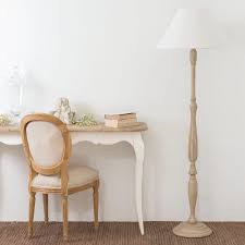 Lampadaire En Bois Et Coton Ivoir H 167 Cm Josephine Lampadaire Bois Lampadaire Decoration Lumineuse