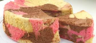 Letakkan kek sponge coklat di dalam. Resepi Kek Span Gulasage