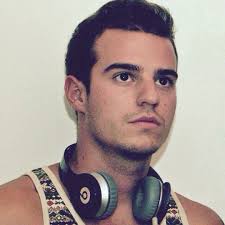 Stream Arnold Trojer music