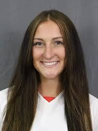 Abby Reeves's Instagram, Twitter & Facebook