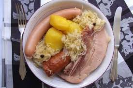 En vous inscrivant à ce service, vous acceptez que votre adresse mail sera utilisée par la. Qui Connait Un Bon Endroit Ou Manger Une Excellente Choucroute A Nancy 24 Avis