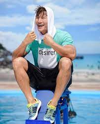 Check spelling or type a new query. Pin On Running Man