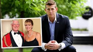 He has been married to emma since 2010. Xdm8fhvw1 Db4m