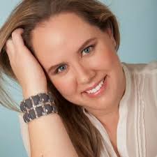 Adventures in Freelance Writing Volume V: Editors Share Pitching Tips