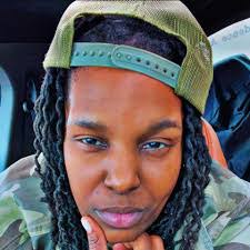 Savannah Valentin's Instagram, Twitter & Facebook