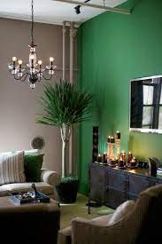 Decorating With Emerald And Blue Topaz Decoholic Farbgestaltung Wohnzimmer Wohnzimmer Streichen Wandfarbe Grun
