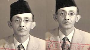 Tokoh yang berperan dalam perumusan dasar negaraialah.a. Ini Dia Enam Tokoh Yang Dianugerahi Gelar Pahlawan Nasional