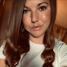 How far is the pool bar and other restaurant