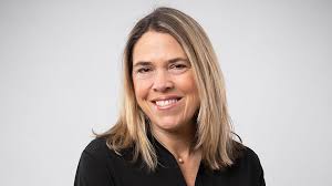 Julie Spangler's Instagram, Twitter & Facebook