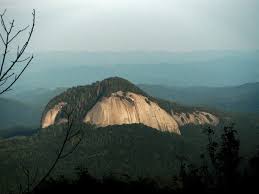 Nicely forested and an easy to follow trail, with some great views.</p> looking glass rock, located in pisgah national forest, north carolina. Rock Climbing In Looking Glass Rock 1 Southern Mountains Region