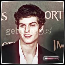 Daniel Sharman
