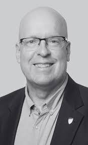 Kevin Stringer's Instagram, Twitter & Facebook