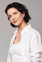 Veronica Merchant's Instagram, Twitter & Facebook