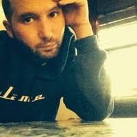 70+ Profile mit dem Suchbegriff „Notarangelo“