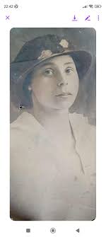 RIP nan Bridget 15 years today . My mum left Margaret Chaudhary and uncles  John E Brennan and Michael Brennan ( rip) they are Waterford