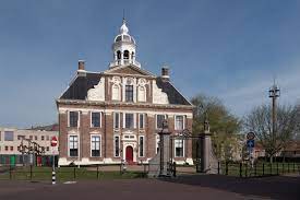 Aktuell belegt die mannschaft aus heerenveen platz 12 in der eredivisie. File Heerenveen De Crackstate Deel Van Het Gemeentehuis Rm21169 Img 2127 2018 04 17 10 30 Jpg Wikimedia Commons