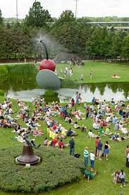 The Sculpture Garden Is The One Must See Minneapolis Sculpture Garden Minneapolis Travel Fun Places For Kids