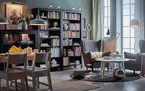 Ein gemälde etwas aus glas um licht und farbe in deinen wohnraum zu spiegeln oder ein paar kunstblumen hinzu damit deine. Wohnraumbeleuchtung Ideen Fur Dein Schones Zuhause Ikea Deutschland